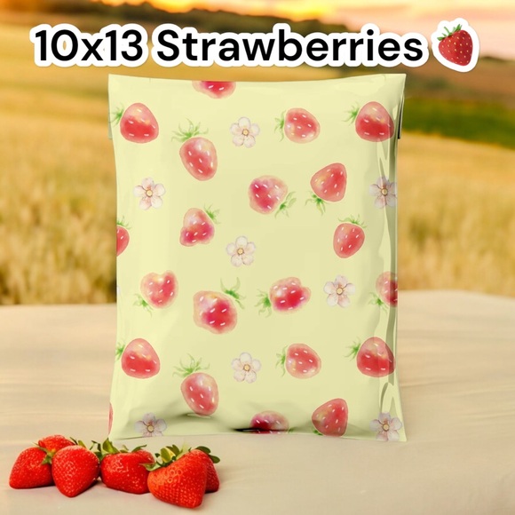 Strawberries Poly Mailer’s 10x13 Pack of 25 - Picture 2 of 9